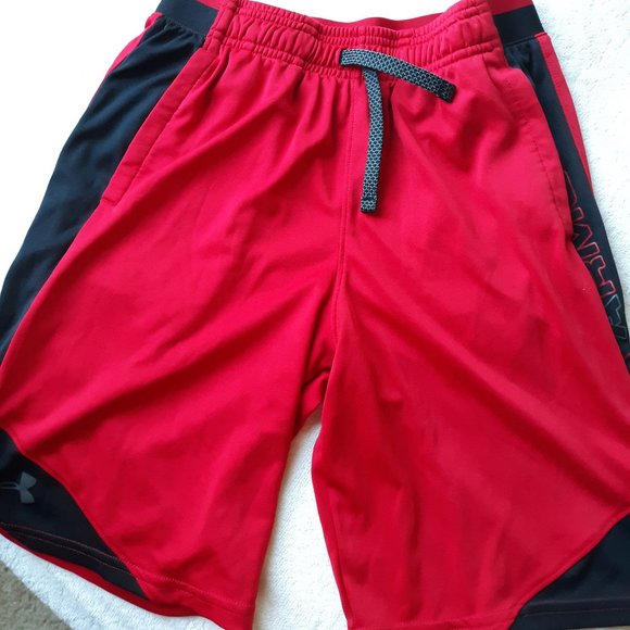 Under Armour Red Black Sports Shorts - Picture 1 of 10